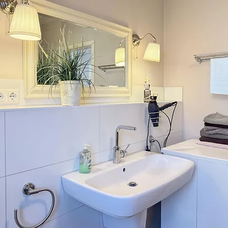 度假居 Zingstrose *