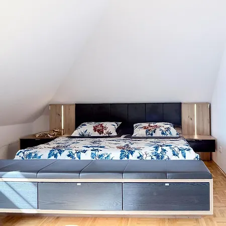 Zingstrose 度假居